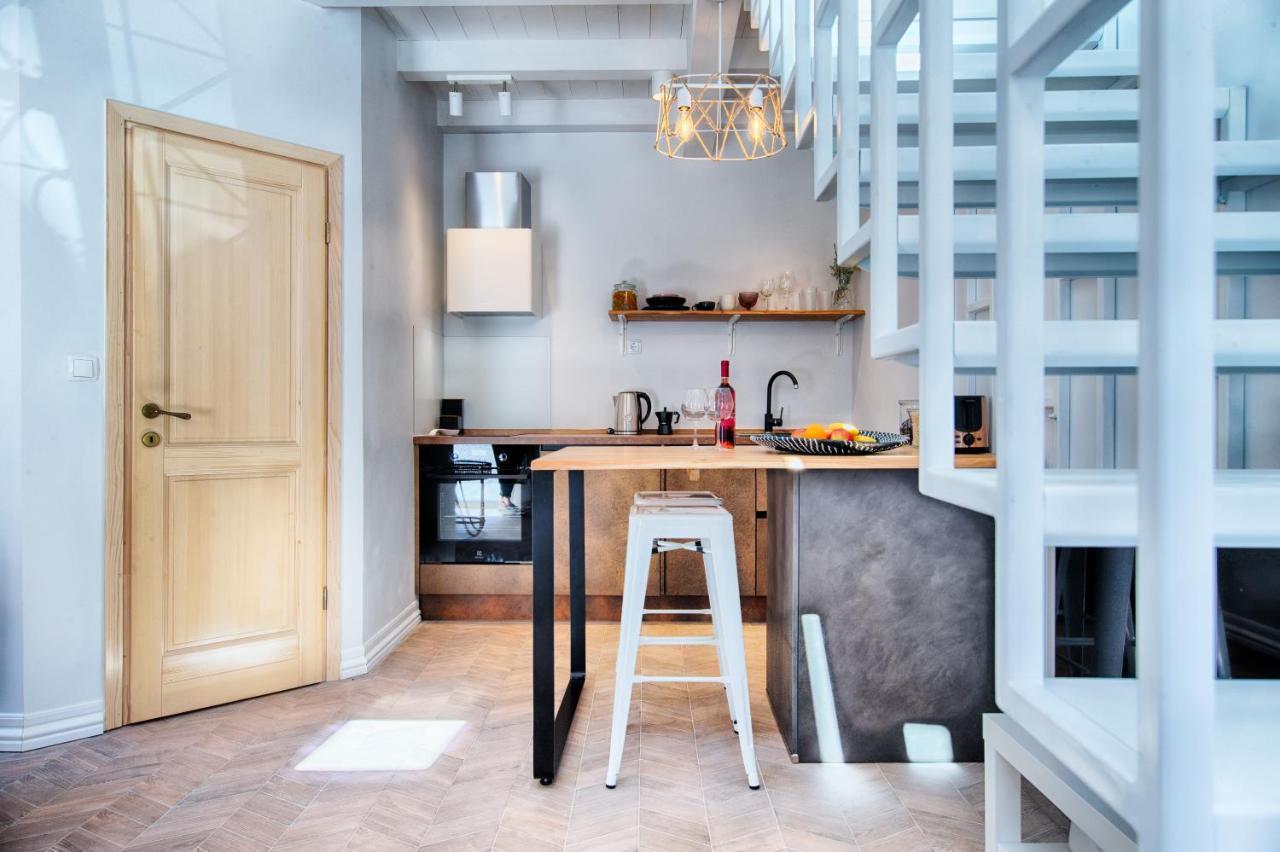 Studio Apartment Vicencina Vis Bagian luar foto